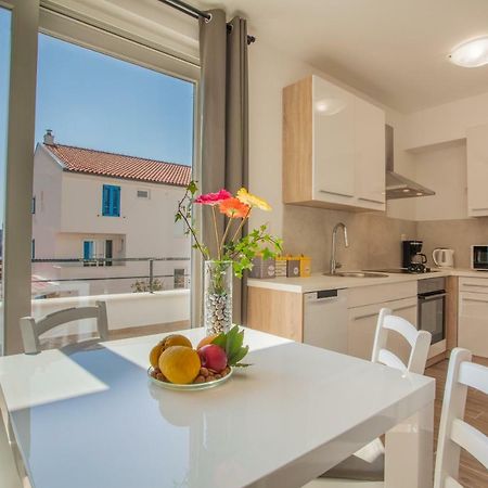 Apartment D Đảo Đảo Cres Ngoại thất bức ảnh