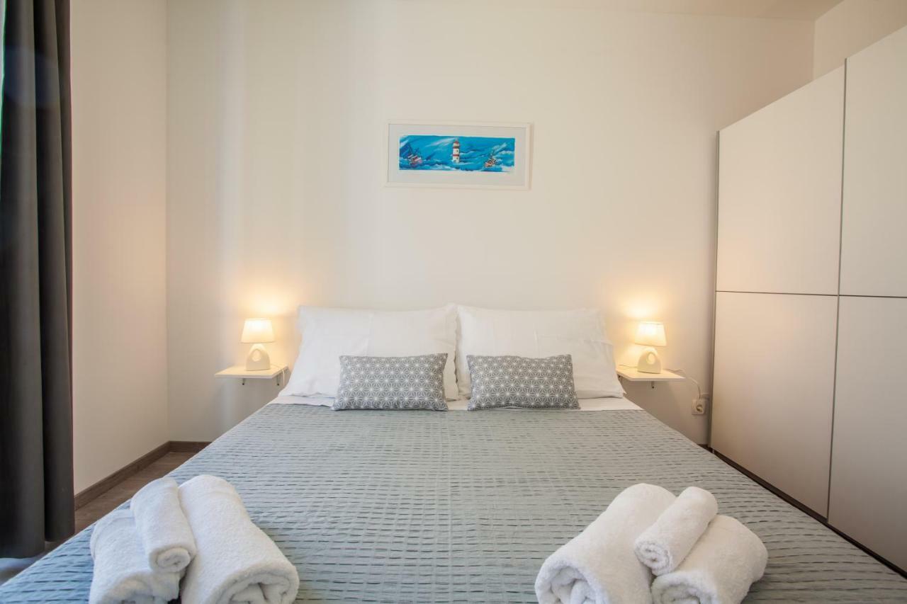 Apartment D Đảo Đảo Cres Ngoại thất bức ảnh