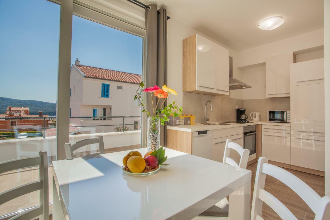 Apartment D Đảo Đảo Cres Ngoại thất bức ảnh