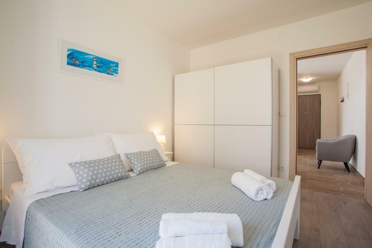 Apartment D Đảo Đảo Cres Ngoại thất bức ảnh
