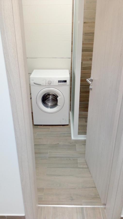 Apartment D Đảo Đảo Cres Ngoại thất bức ảnh